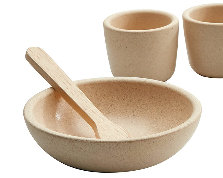 مجموعة أدوات المائدة