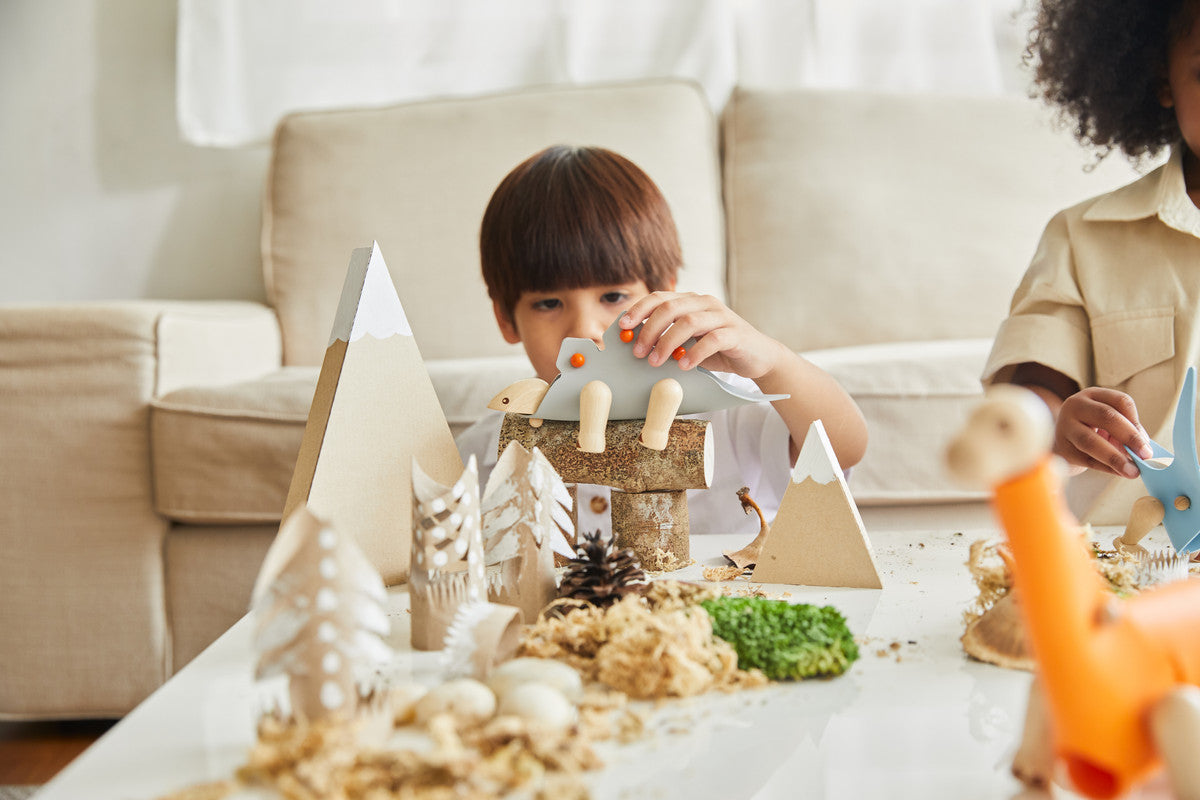 PlanToys D.I.Y. Stegosaurus — Wooden Dinosaur Building Toy