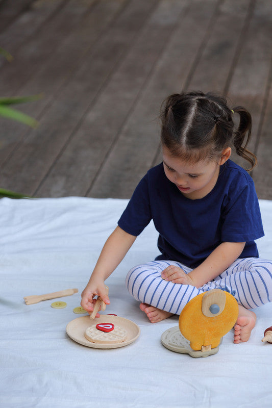 PlanToys Waffle Set — Wooden Pretend Play Food Set