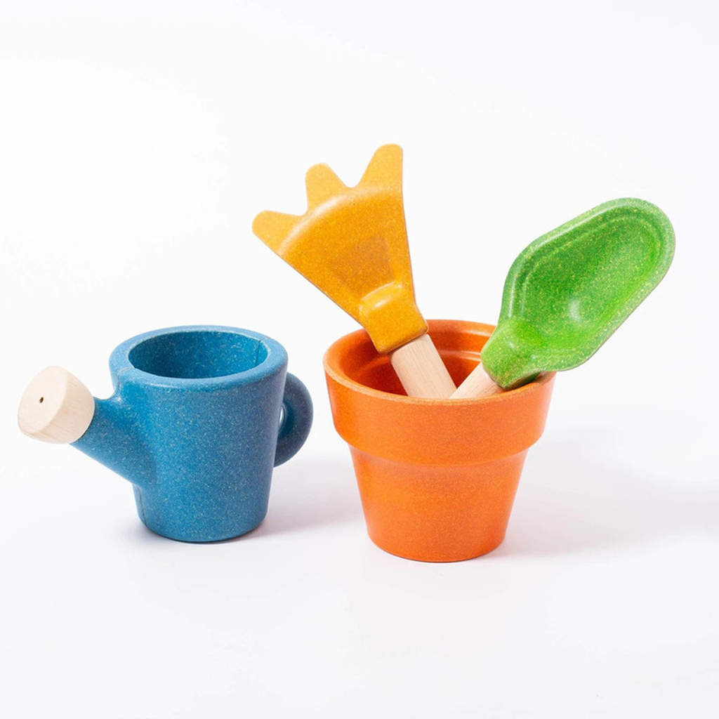 مجموعة أدوات الحدائق من PlanToys