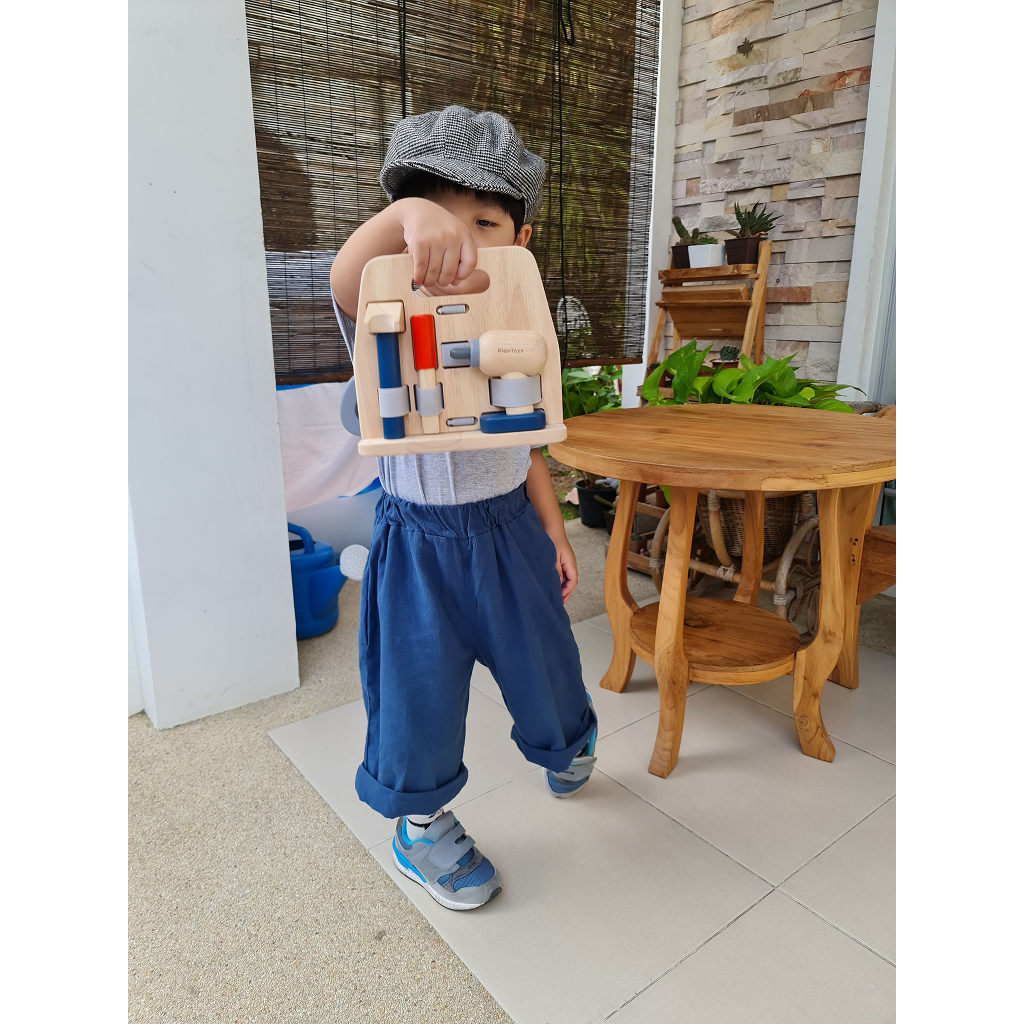 مجموعة النجار الماهر من PlanToys - مجموعة أدوات خشبية