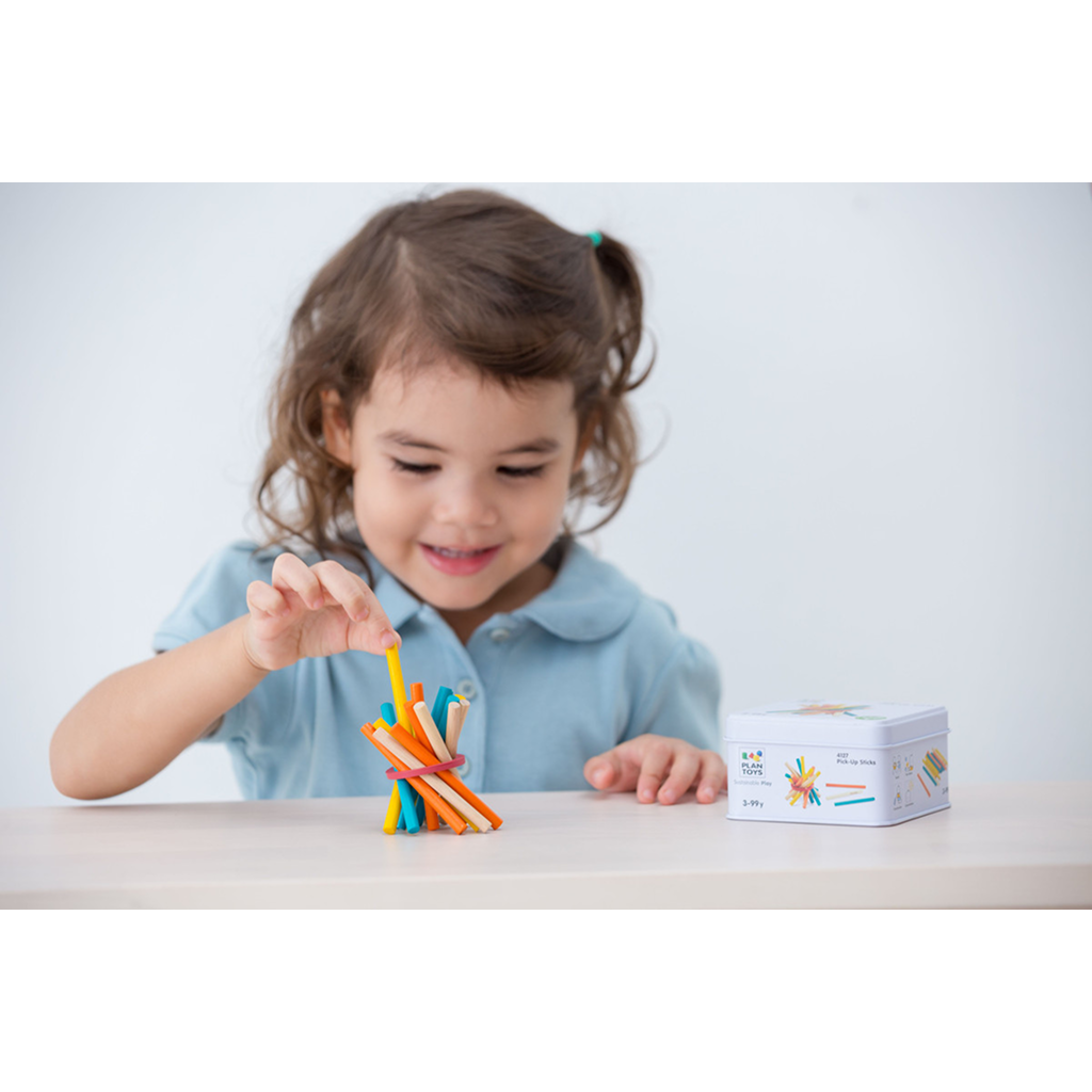 PlanToys Pick-Up Sticks — Wooden Classic Game