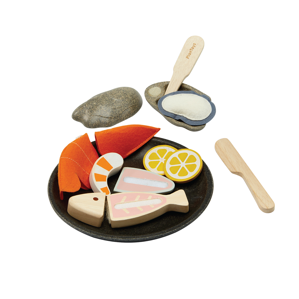 PlanToys Seafood Platter — Wooden Pretend Play Food Set