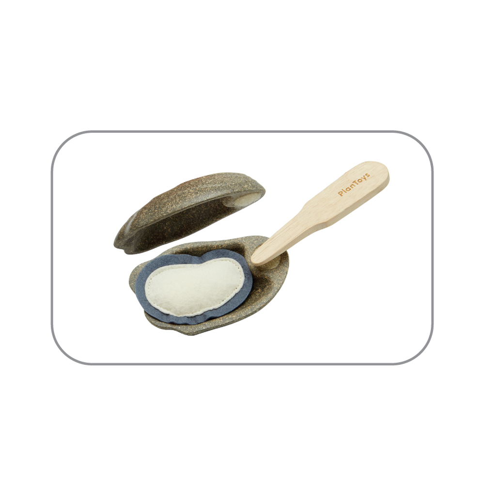 PlanToys Seafood Platter — Wooden Pretend Play Food Set
