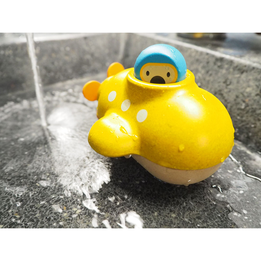 غواصة PlanToys — لعبة استحمام خشبية