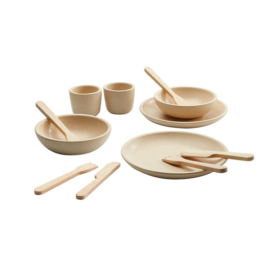 planToys Tableware Set — Wooden Pretend Play Dishes
