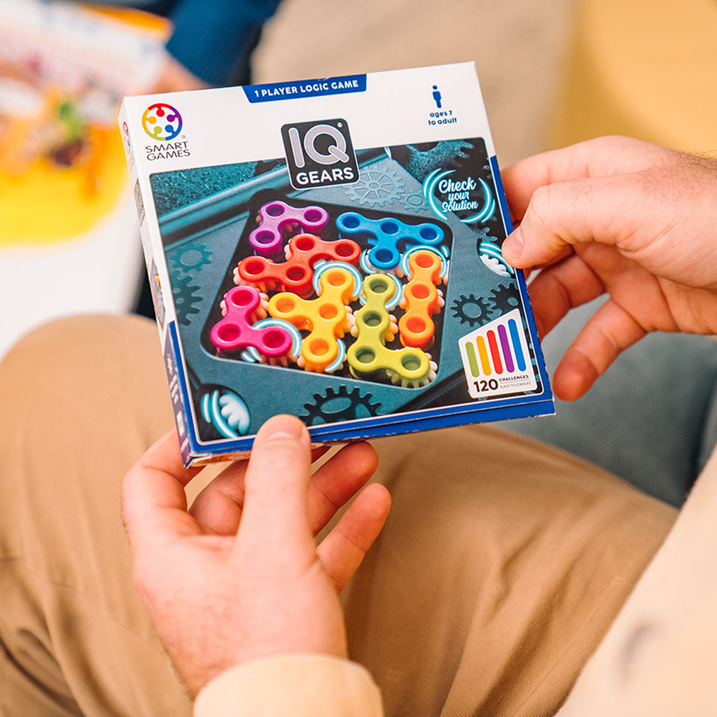 Smart Games IQ Gears — Puzzle Game