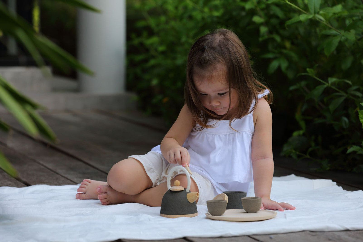 طقم شاي كلاسيكي