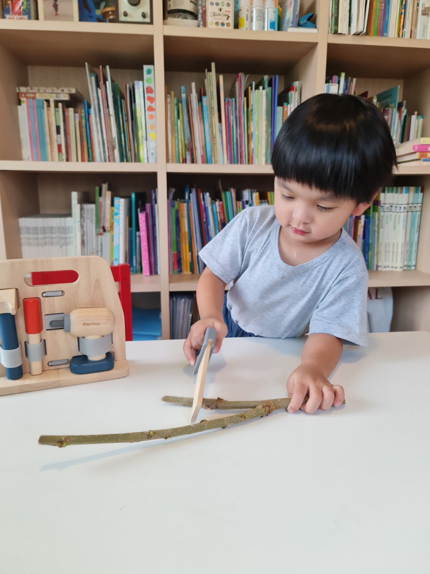 مجموعة النجار مفيد