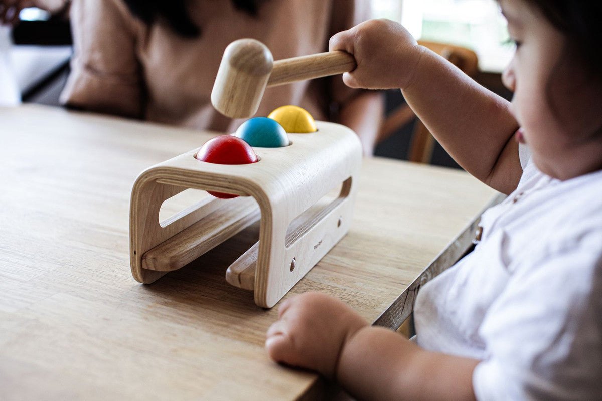 كرات المطرقة