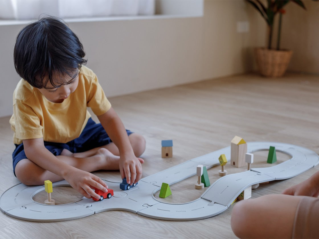 PlanToys Road & Rail — Rubber Track Set