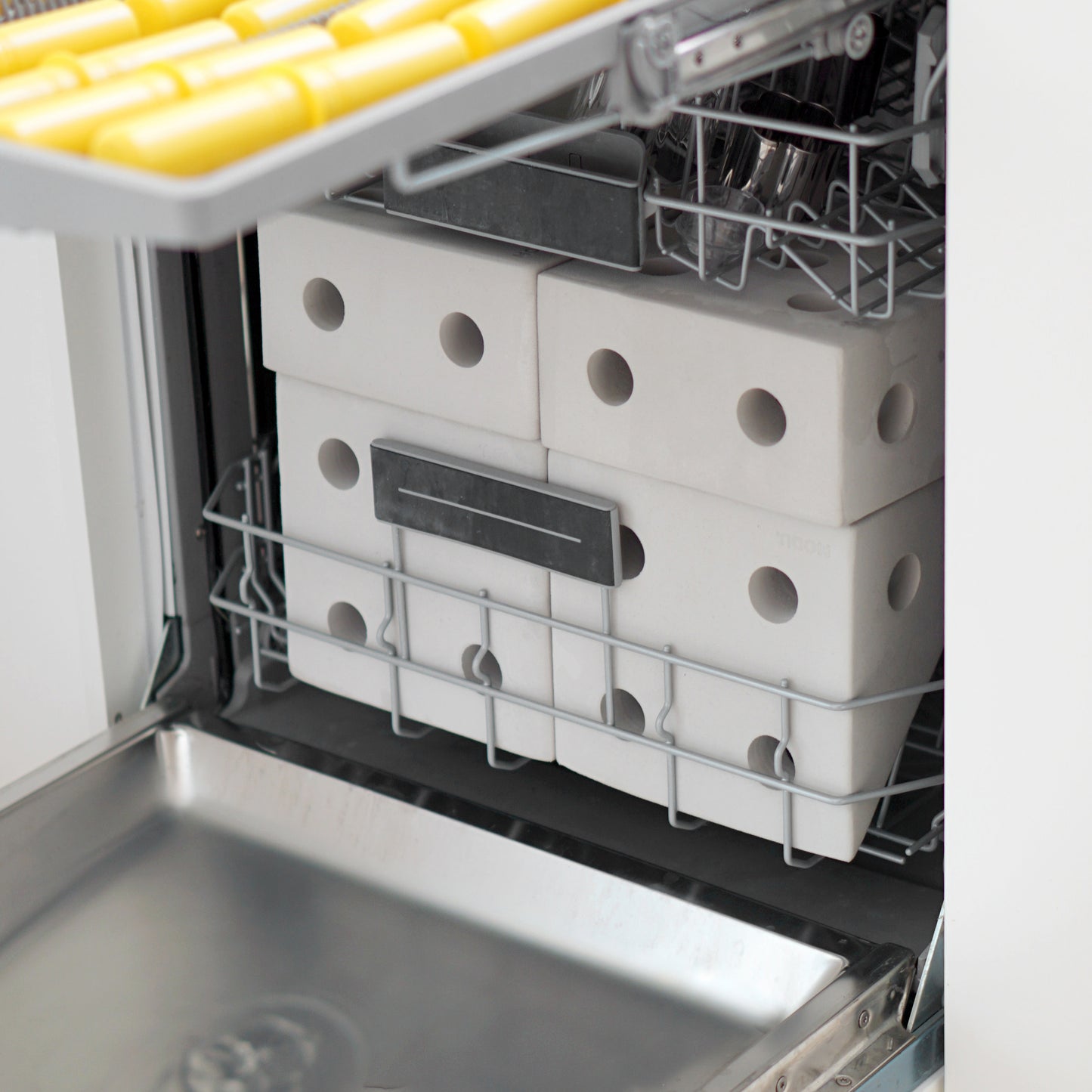 مجموعة مودو كيوريوسيتي باللون الأصفر